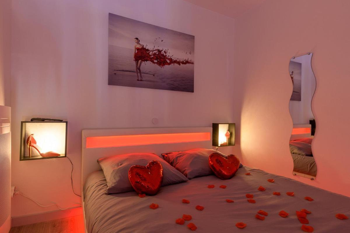 Love Room - Suite Romantique Avec Spa Privatif Le Puy-en-Velay Екстериор снимка