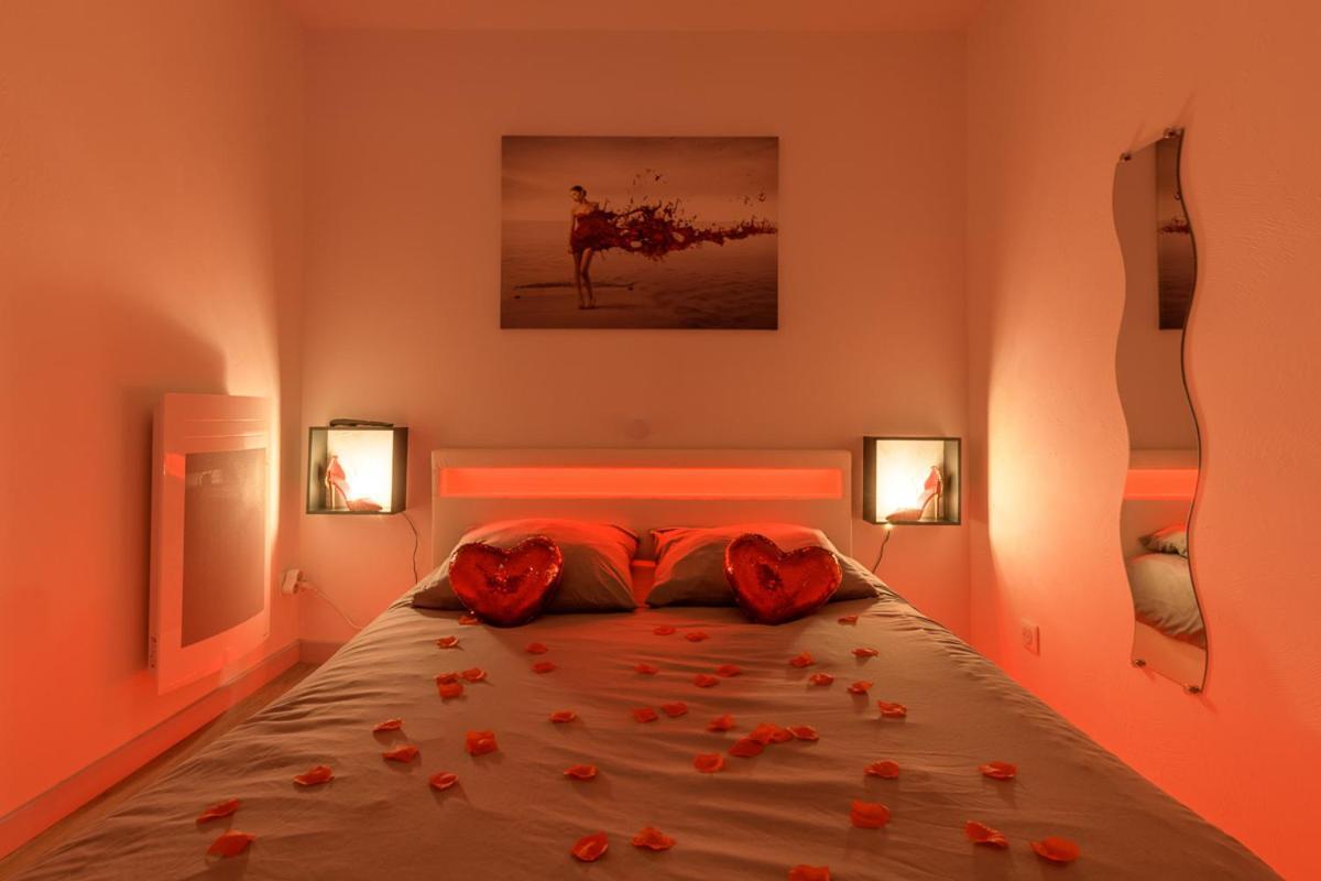 Love Room - Suite Romantique Avec Spa Privatif Le Puy-en-Velay Екстериор снимка
