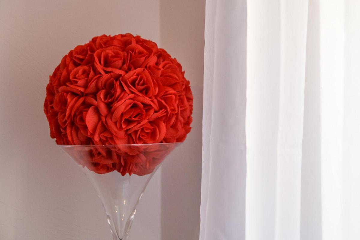 Love Room - Suite Romantique Avec Spa Privatif Le Puy-en-Velay Екстериор снимка