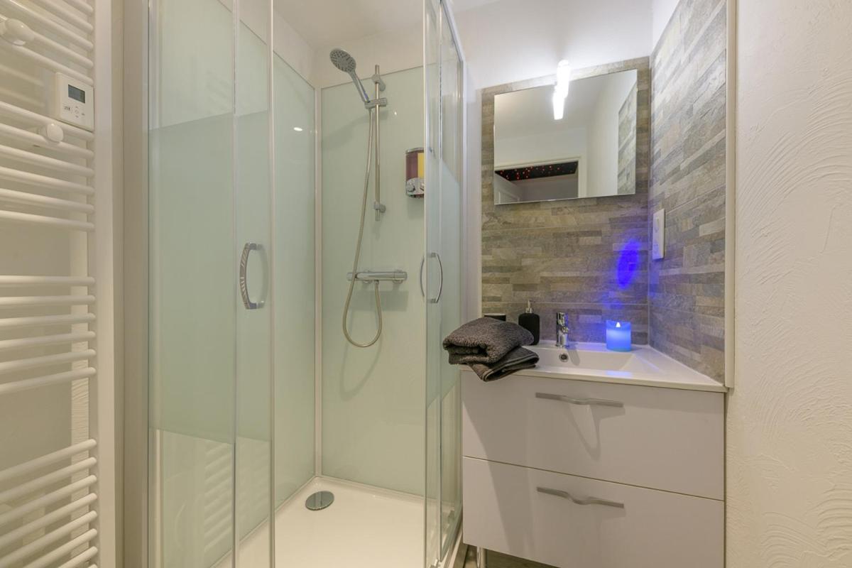 Love Room - Suite Romantique Avec Spa Privatif Le Puy-en-Velay Екстериор снимка