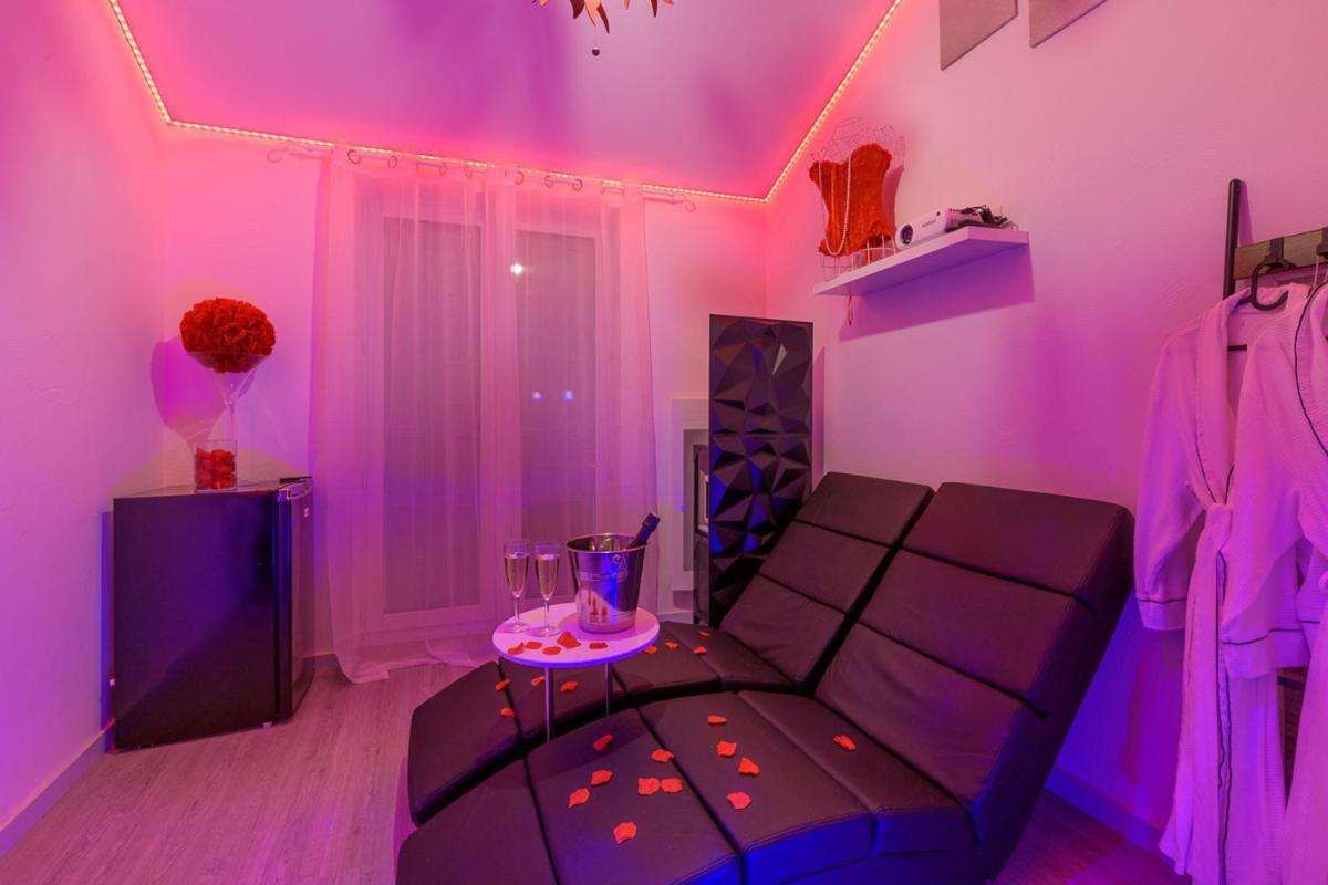 Love Room - Suite Romantique Avec Spa Privatif Le Puy-en-Velay Екстериор снимка