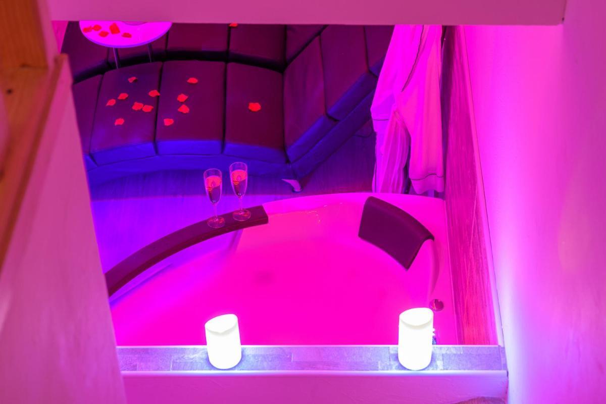 Love Room - Suite Romantique Avec Spa Privatif Le Puy-en-Velay Екстериор снимка